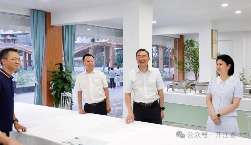庞佑成带队检查第十二届荷花文化暨“赏荷花·吃龙虾”粉丝消费季筹备工作